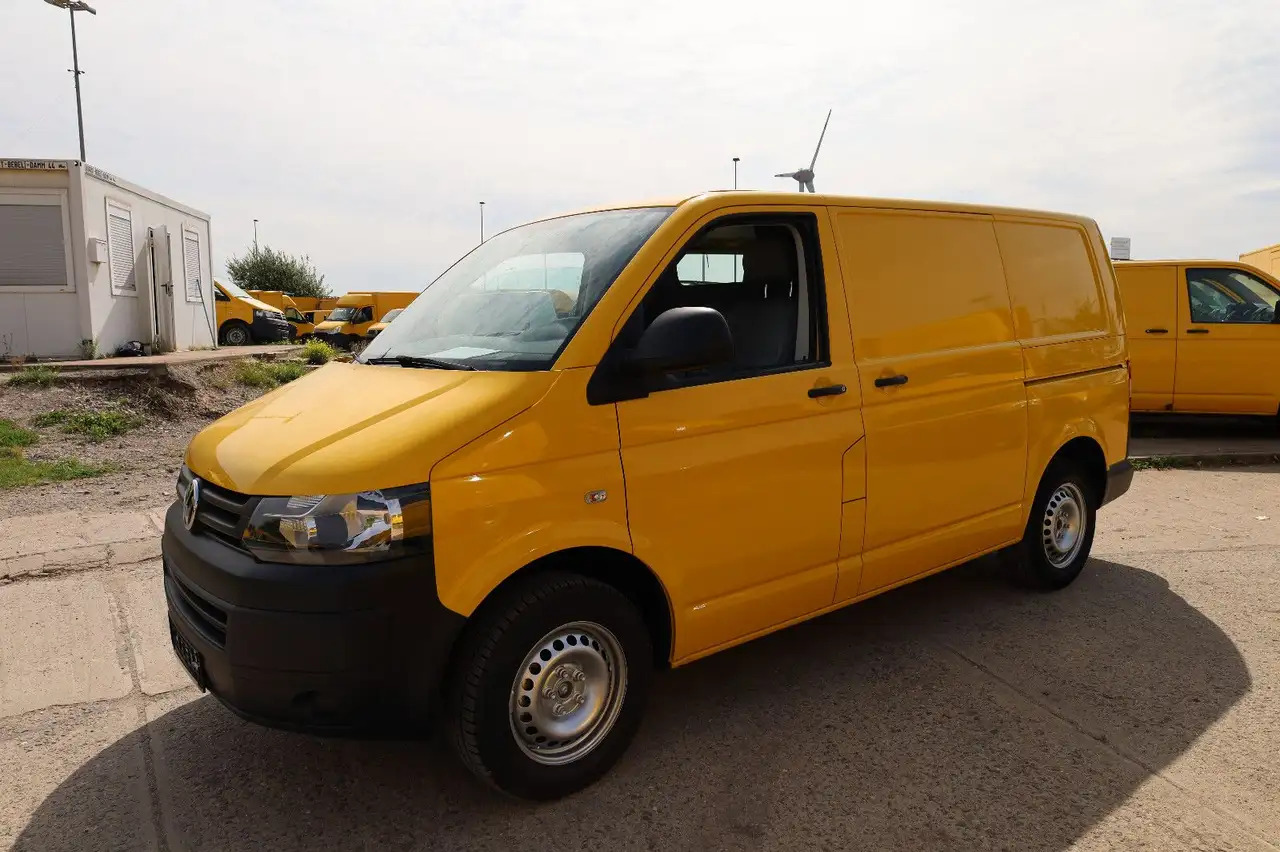 Volkswagen T5 Transporter/ 2.0 TDI/EU5/1.Hand - Varevogn: billede 2 Volkswagen T5 Transporter/ 2.0 TDI/EU5/1.Hand - Varevogn: billede 2