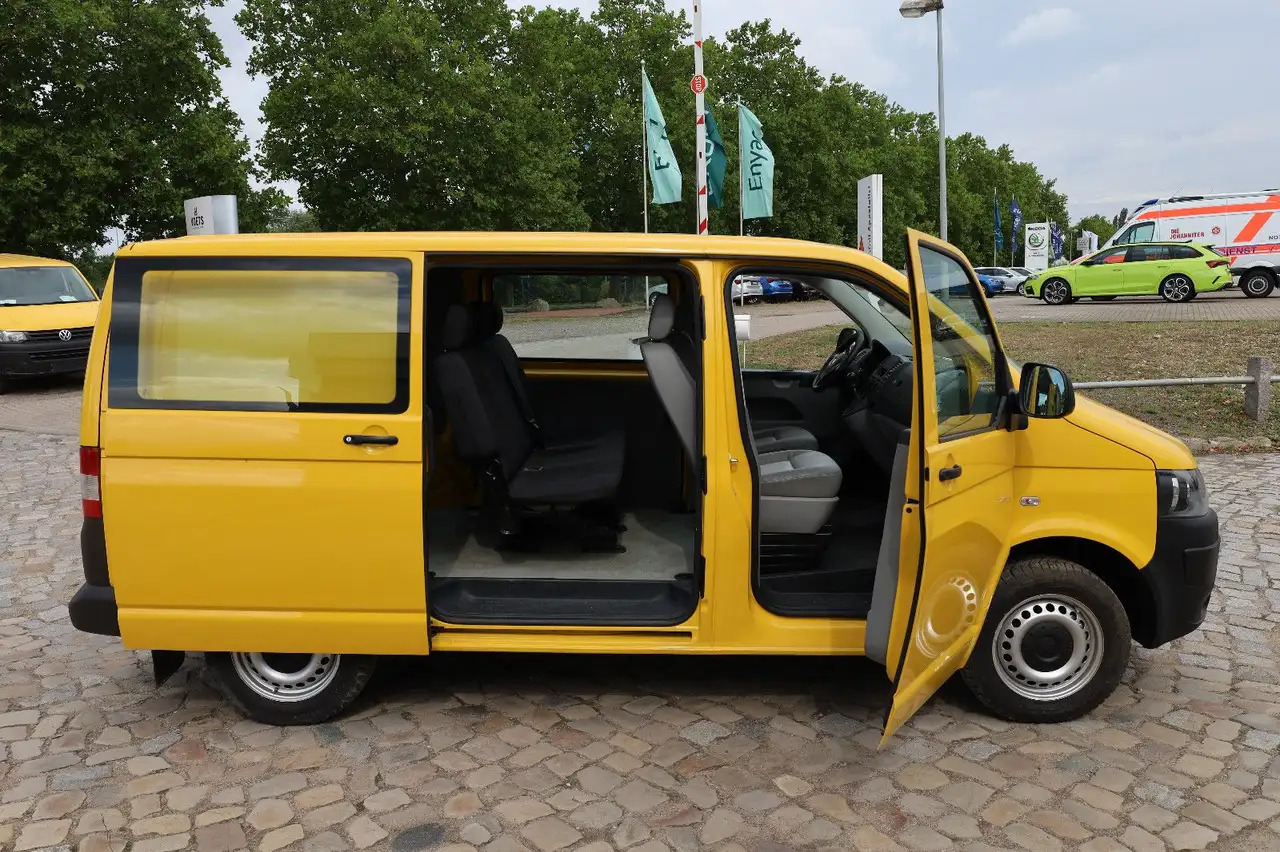 Volkswagen T5 Transporter Kasten-Kombi 2.0 TDI/EU5/5-Sitze - Bil: billede 2 Volkswagen T5 Transporter Kasten-Kombi 2.0 TDI/EU5/5-Sitze - Bil: billede 2