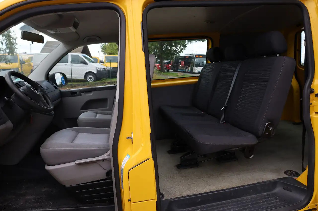 Volkswagen T5 Transporter Kasten-Kombi 2.0 TDI/EU5/5-Sitze - Mandskabsbil: billede 2 Volkswagen T5 Transporter Kasten-Kombi 2.0 TDI/EU5/5-Sitze - Mandskabsbil: billede 2