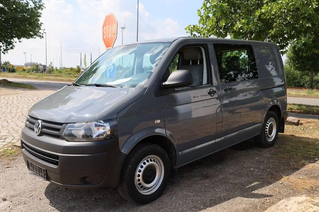 Volkswagen T5 Transporter Kasten-Kombi 2.0 TDI/EU5/5-Sitze - Bil: billede 1 Volkswagen T5 Transporter Kasten-Kombi 2.0 TDI/EU5/5-Sitze - Bil: billede 1