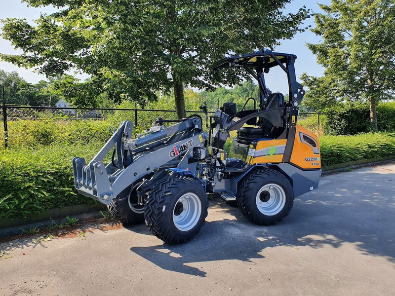 Giant Tobroco Giant G2200E X-TRA Kniklader - Gummihjulslæsser: billede 3 Giant Tobroco Giant G2200E X-TRA Kniklader - Gummihjulslæsser: billede 3