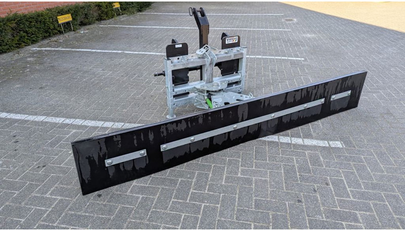 Zocon Rubberschuif 2.80 mtr Giant + 3-punts - Udstyr til kvæg: billede 1 Zocon Rubberschuif 2.80 mtr Giant + 3-punts - Udstyr til kvæg: billede 1