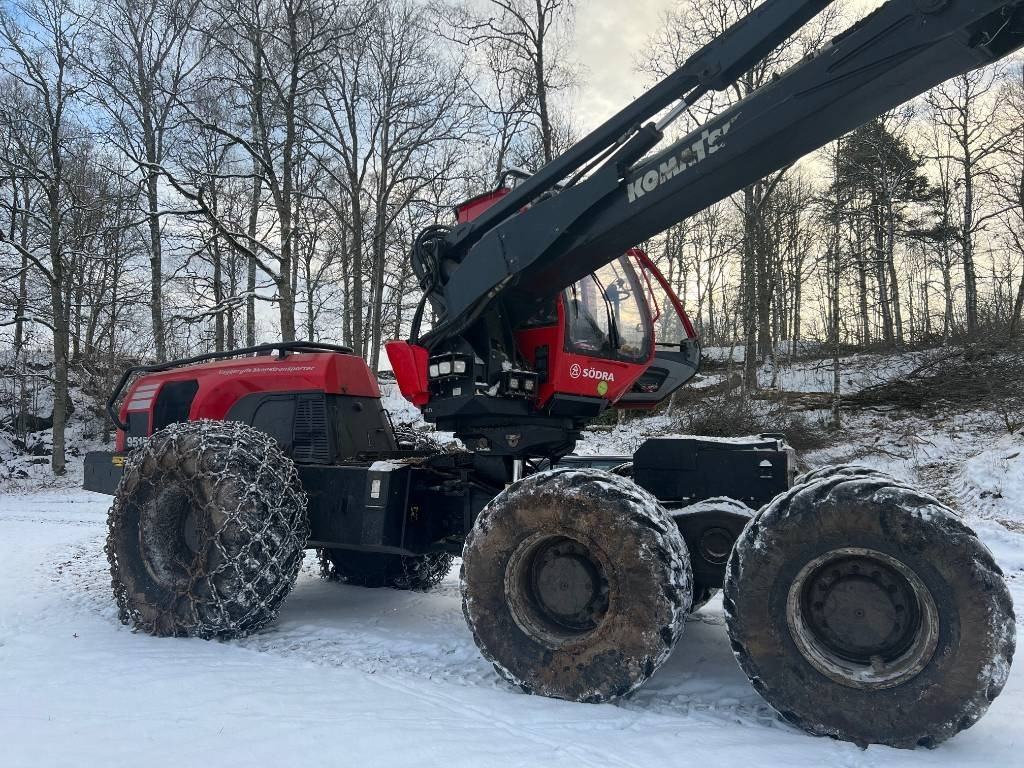 Komatsu 951 - Skovmaskine: billede 1 Komatsu 951 - Skovmaskine: billede 1