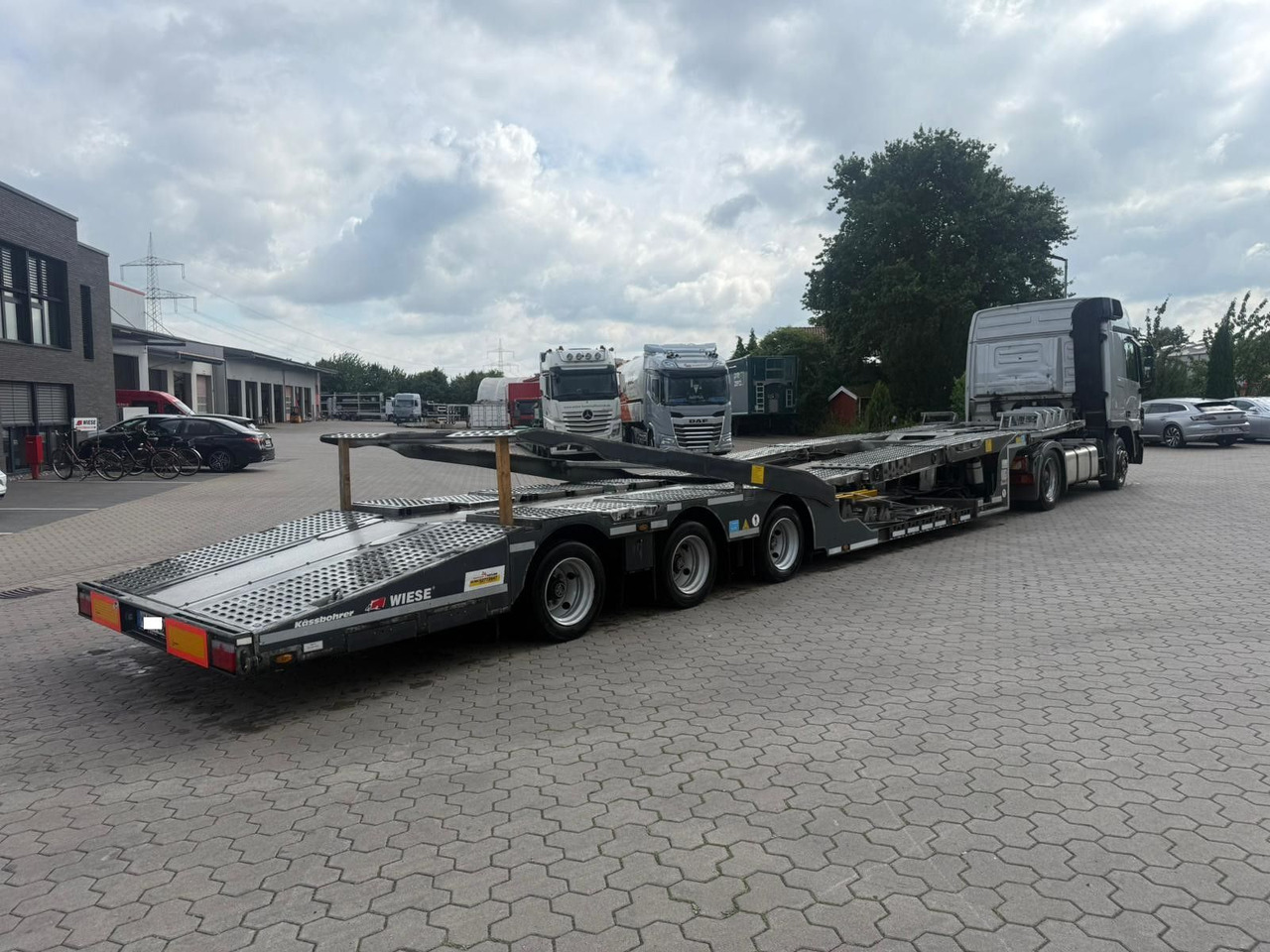 Kässbohrer K.SOK Truck/Car Transporter, Novagrau - Biltransportør sættevogn: billede 3 Kässbohrer K.SOK Truck/Car Transporter, Novagrau - Biltransportør sættevogn: billede 3