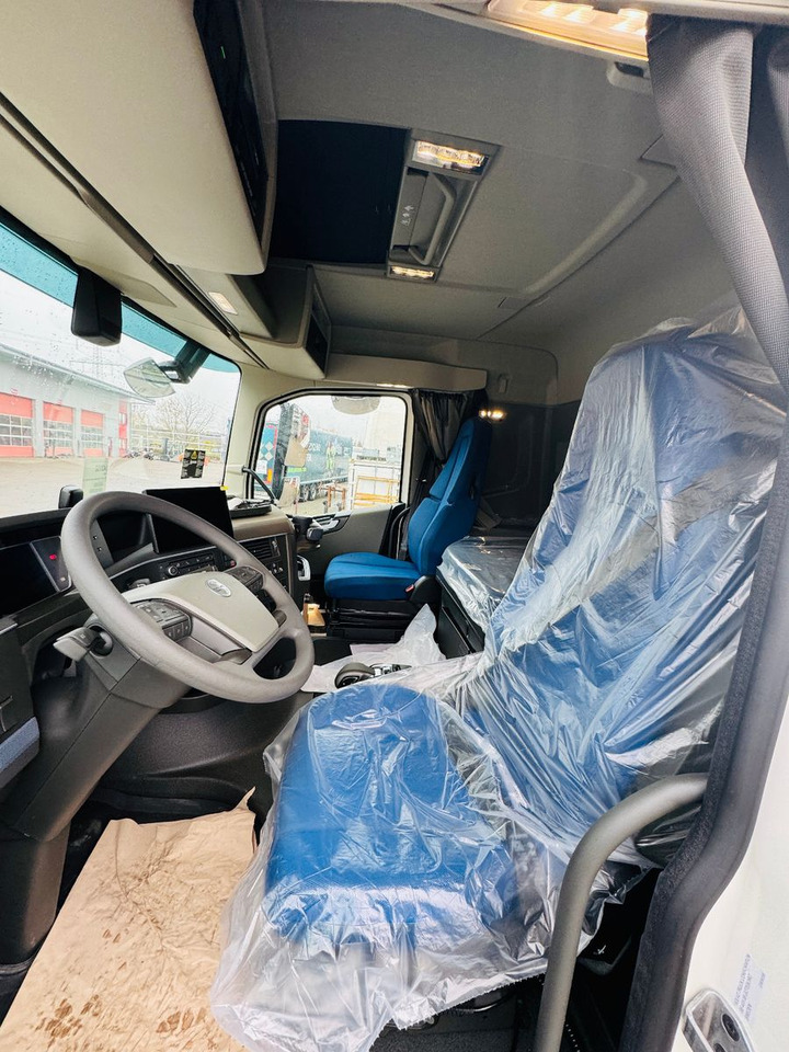 Volvo FH 500 8x4 Kran F710 RA2.27 Jib & Winde Sofort - Lastbil, Lastbil med kran: billede 5 Volvo FH 500 8x4 Kran F710 RA2.27 Jib & Winde Sofort - Lastbil, Lastbil med kran: billede 5