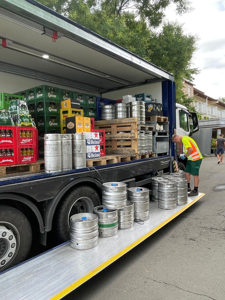 MAN TGM 26.320 6x2/4 Getränkefahrzeug Wingliner LBW - Lastbil varevogn: billede 4 MAN TGM 26.320 6x2/4 Getränkefahrzeug Wingliner LBW - Lastbil varevogn: billede 4