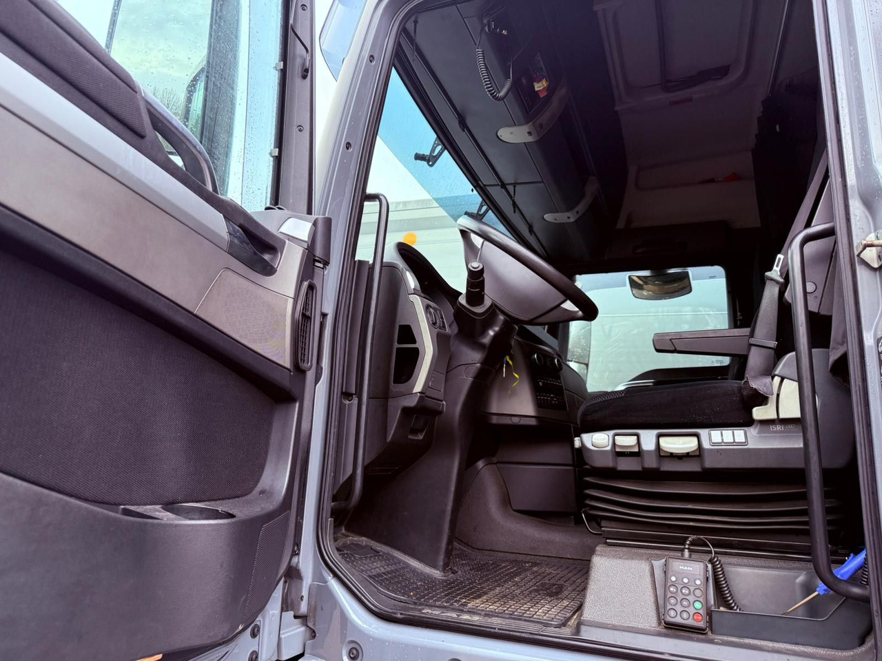 MAN TGX 18.440 LL Volumen LKW mit Staplerhalterung MAN TGX 18.440 LL Volumen LKW mit Staplerhalterung - Lastbil med presenning: billede 5 MAN TGX 18.440 LL Volumen LKW mit Staplerhalterung MAN TGX 18.440 LL Volumen LKW mit Staplerhalterung - Lastbil med presenning: billede 5