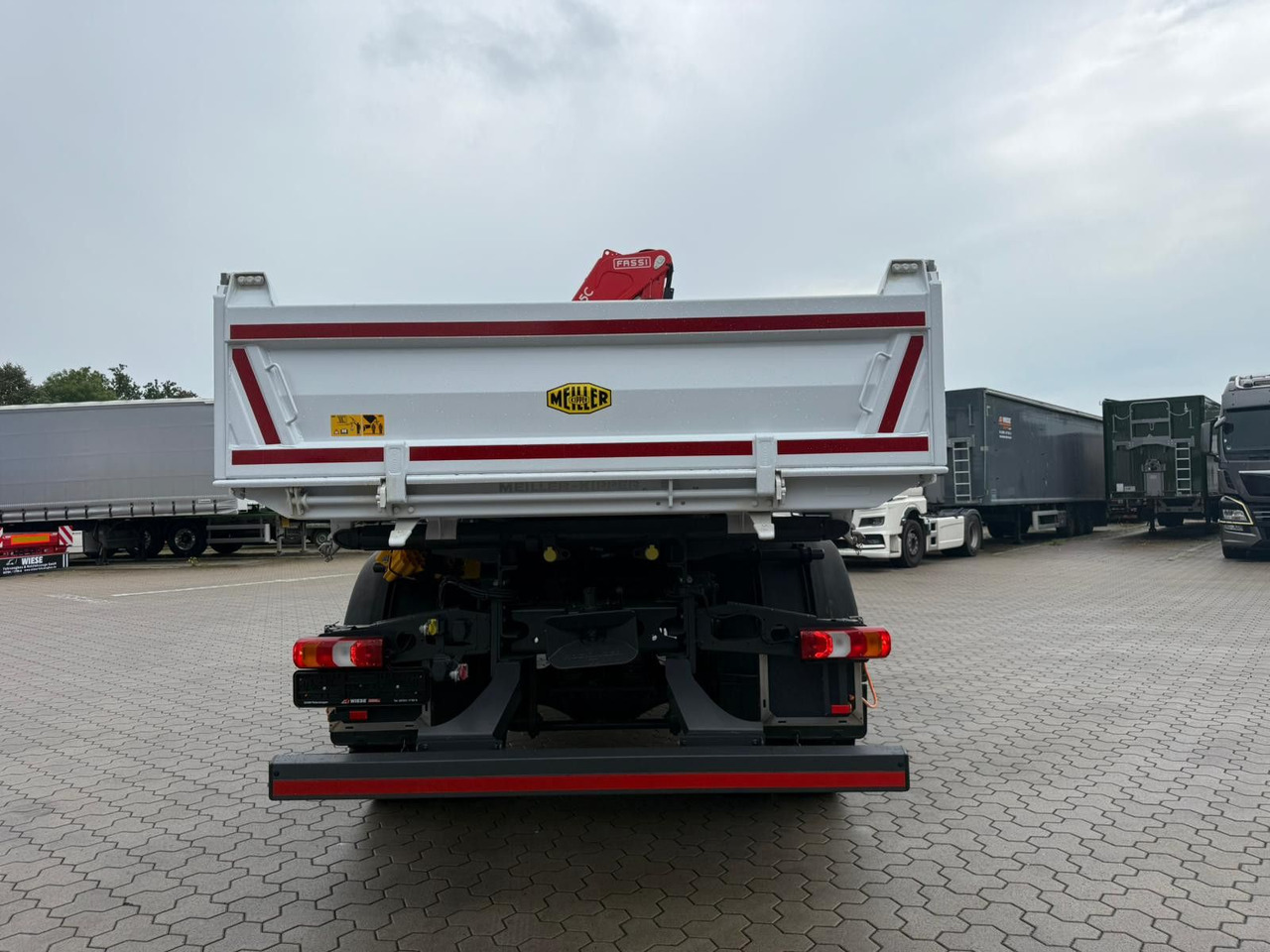 Mercedes-Benz Arocs 1835 4x4 Allrad Fassi F135 Kran Kipper - Lastbil med kran: billede 5 Mercedes-Benz Arocs 1835 4x4 Allrad Fassi F135 Kran Kipper - Lastbil med kran: billede 5