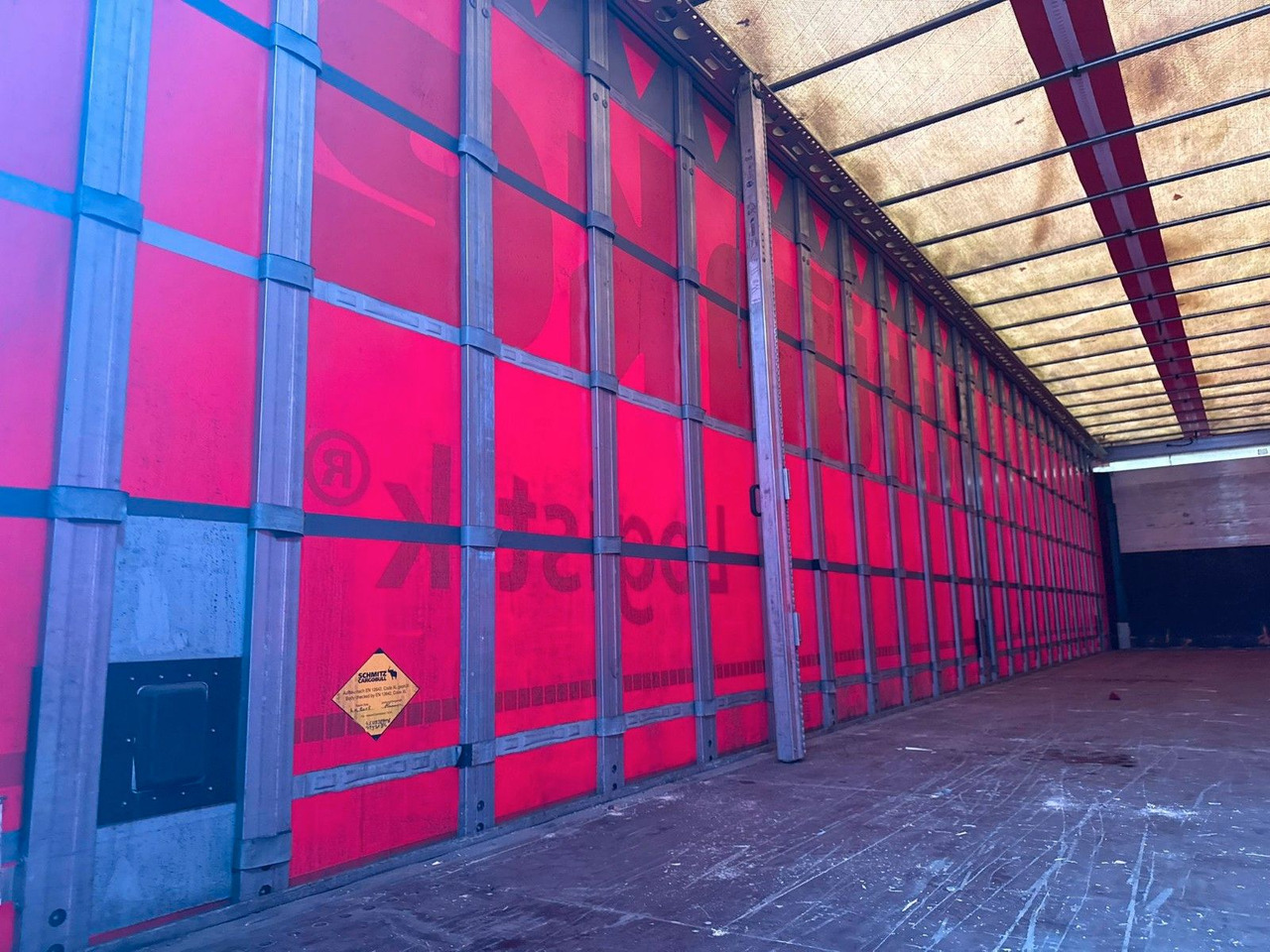 Leje en  Schmitz Cargobull Speed-Curtainsider - Top Zustand Schmitz Cargobull Speed-Curtainsider - Top Zustand: billede 10