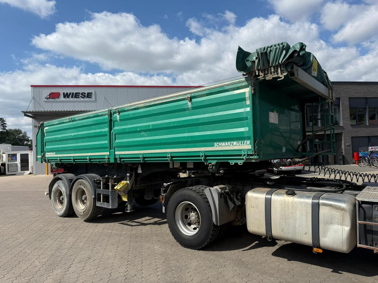 Schwarzmüller 2 Achs Dreiseitenkipper 21m³ mit elektr. Verdeck - Tipvogn påhængsvogn: billede 2 Schwarzmüller 2 Achs Dreiseitenkipper 21m³ mit elektr. Verdeck - Tipvogn påhængsvogn: billede 2