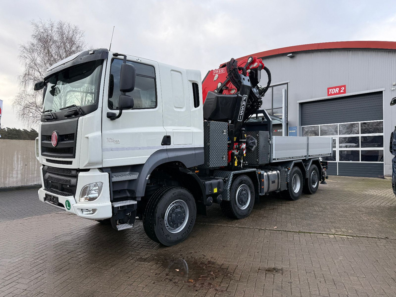 Tatra 41.500 8x8 Phoenix Fassi F710 Kran - Lastbil med lad, Lastbil med kran: billede 1 Tatra 41.500 8x8 Phoenix Fassi F710 Kran - Lastbil med lad, Lastbil med kran: billede 1