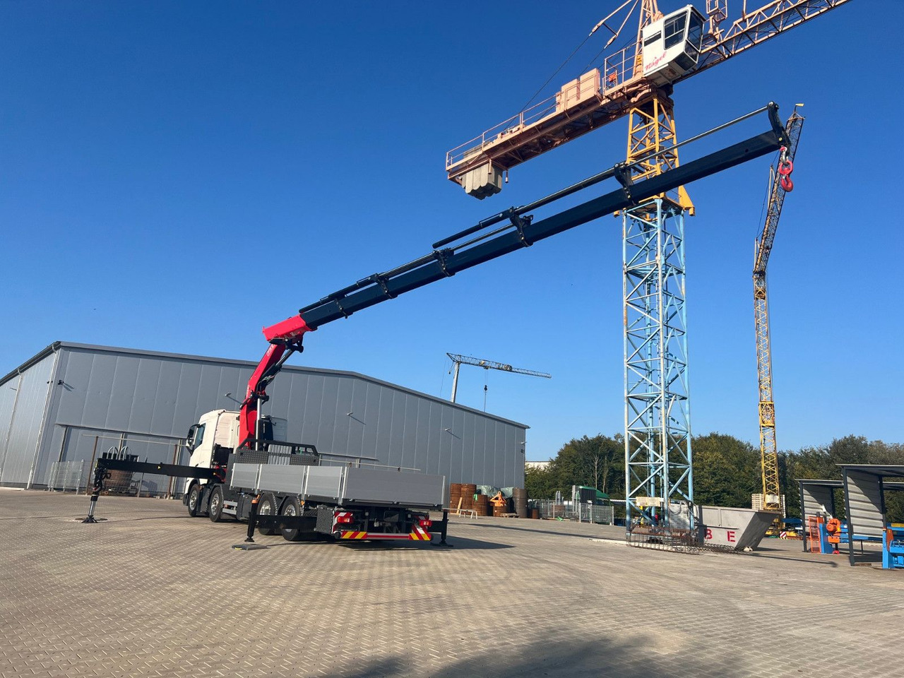 Volvo FH 500 8x2 Kran F710 RA2.26 - Lastbil med lad, Lastbil med kran: billede 5 Volvo FH 500 8x2 Kran F710 RA2.26 - Lastbil med lad, Lastbil med kran: billede 5