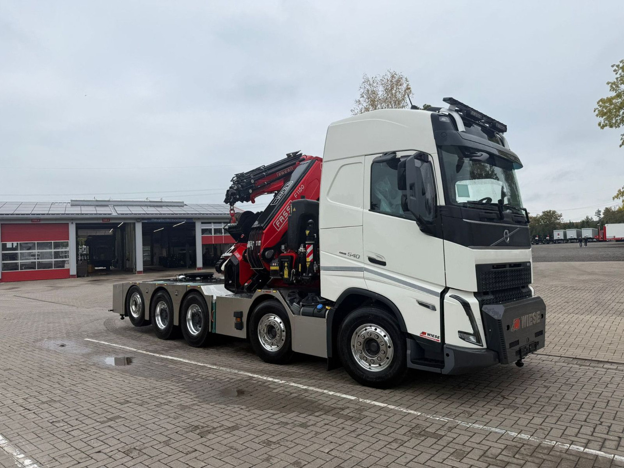 Volvo FH540 10x4 mit F1150 Ladekran, Sattelzugmaschine - Lastbil med lad, Lastbil med kran: billede 1 Volvo FH540 10x4 mit F1150 Ladekran, Sattelzugmaschine - Lastbil med lad, Lastbil med kran: billede 1