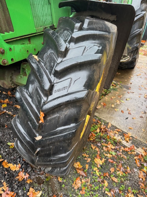 Traktor JOHN DEERE 6400: billede 6