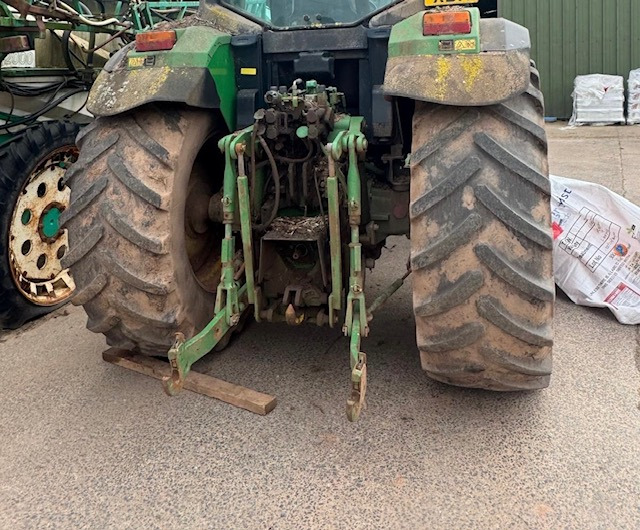 JOHN DEERE 6910 - Traktor: billede 5 JOHN DEERE 6910 - Traktor: billede 5