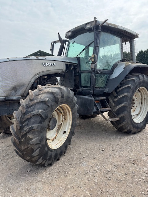 VALTRA T130 - Traktor: billede 4 VALTRA T130 - Traktor: billede 4