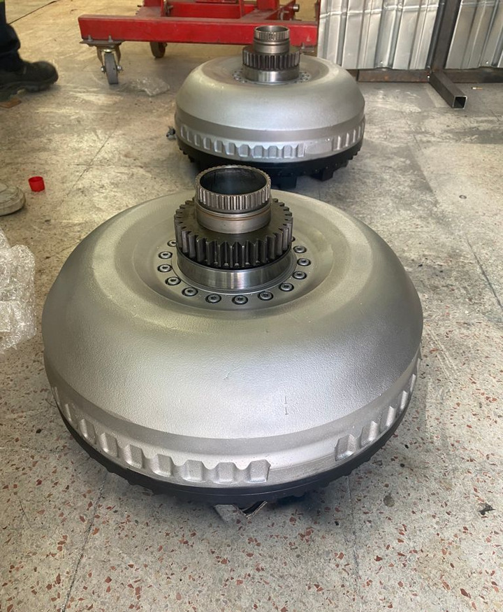 Volvo F12 VT2506 ,PT P2606 ( ) VOE11418972 Volvo VOLVO F12 FL12 FM9 FM12 11418972 articulated dump - Transmission for Knækstyret dumper: billede 2 Volvo F12 VT2506 ,PT P2606 ( ) VOE11418972 Volvo VOLVO F12 FL12 FM9 FM12 11418972 articulated dump - Transmission for Knækstyret dumper: billede 2