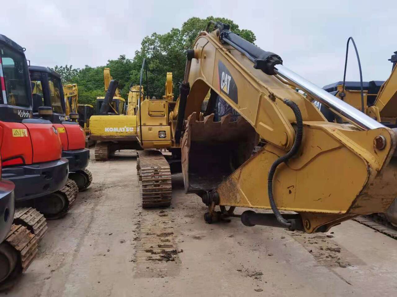 CATERPILLAR 320CL - Bæltegravemaskine: billede 3 CATERPILLAR 320CL - Bæltegravemaskine: billede 3