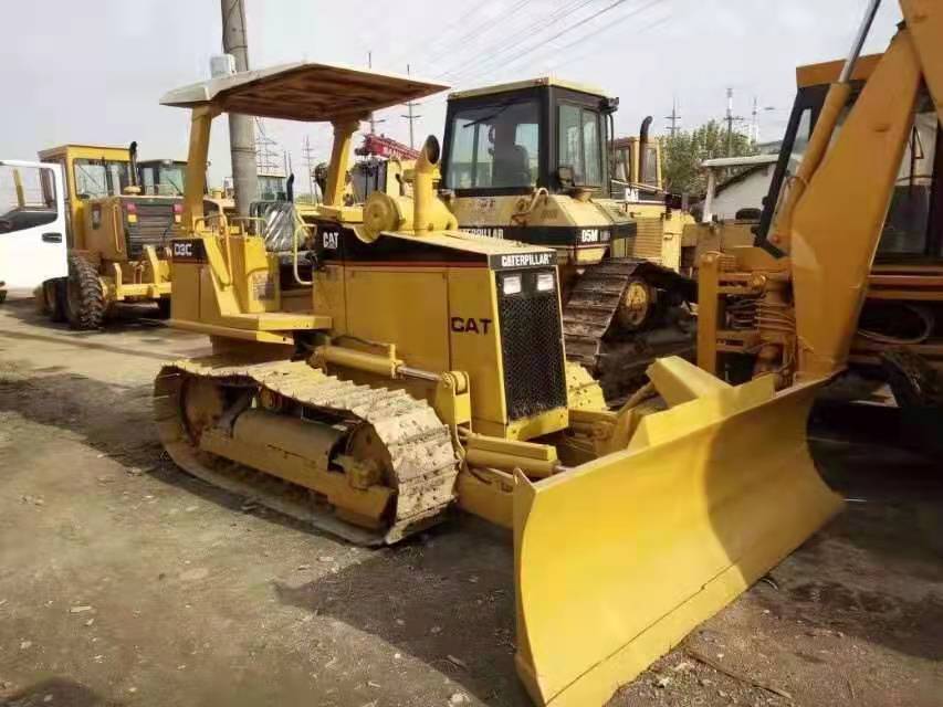 CATERPILLAR D3C - Bulldozer: billede 4 CATERPILLAR D3C - Bulldozer: billede 4