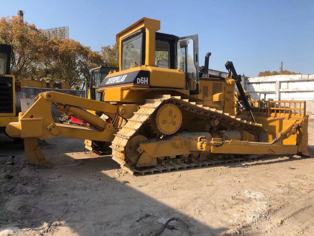 CATERPILLAR D6H - Bulldozer: billede 3 CATERPILLAR D6H - Bulldozer: billede 3