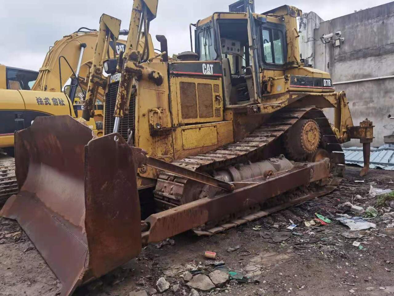 CATERPILLAR D7R - Bulldozer: billede 3 CATERPILLAR D7R - Bulldozer: billede 3