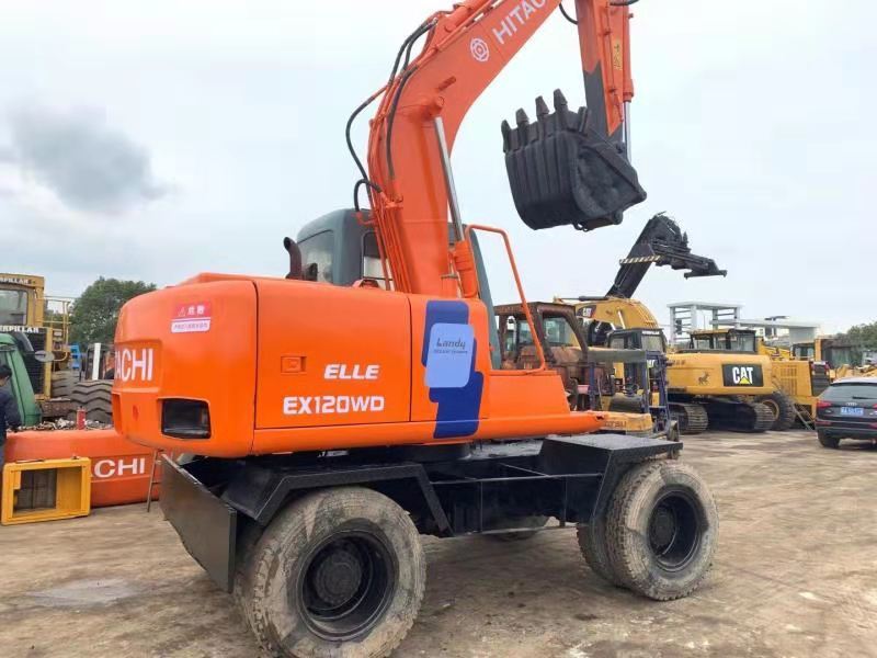 HITACHI EX120WD - Hjulgravemaskine: billede 1 HITACHI EX120WD - Hjulgravemaskine: billede 1