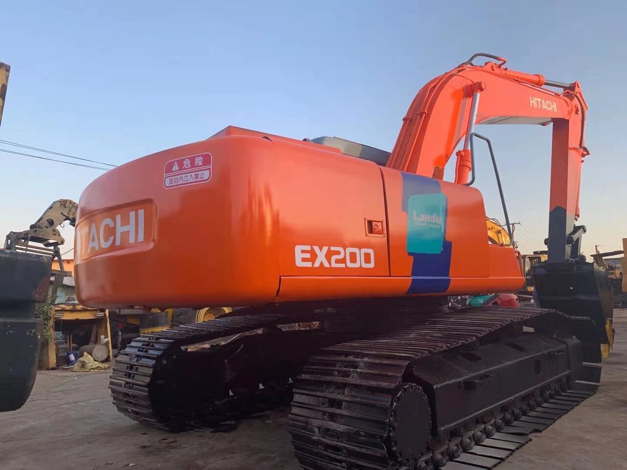 HITACHI EX200-2 - Bæltegravemaskine: billede 1 HITACHI EX200-2 - Bæltegravemaskine: billede 1