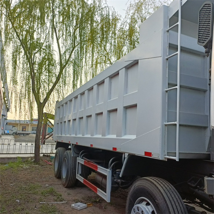 Tipvogn lastbil HOWO HOWO 371: billede 9 Tipvogn lastbil HOWO HOWO 371: billede 9