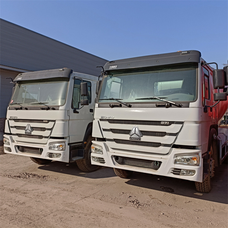 HOWO HOWO-mixer pump truck - Betonbil med pumpe: billede 4 HOWO HOWO-mixer pump truck - Betonbil med pumpe: billede 4