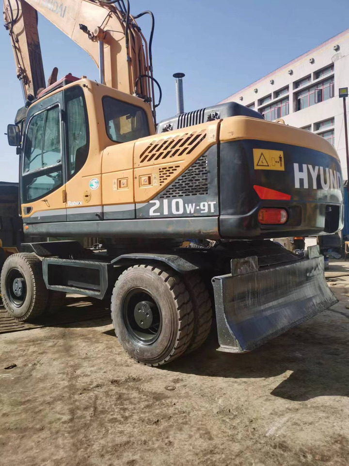 HYUNDAI R210W-9 - Hjulgravemaskine: billede 3 HYUNDAI R210W-9 - Hjulgravemaskine: billede 3