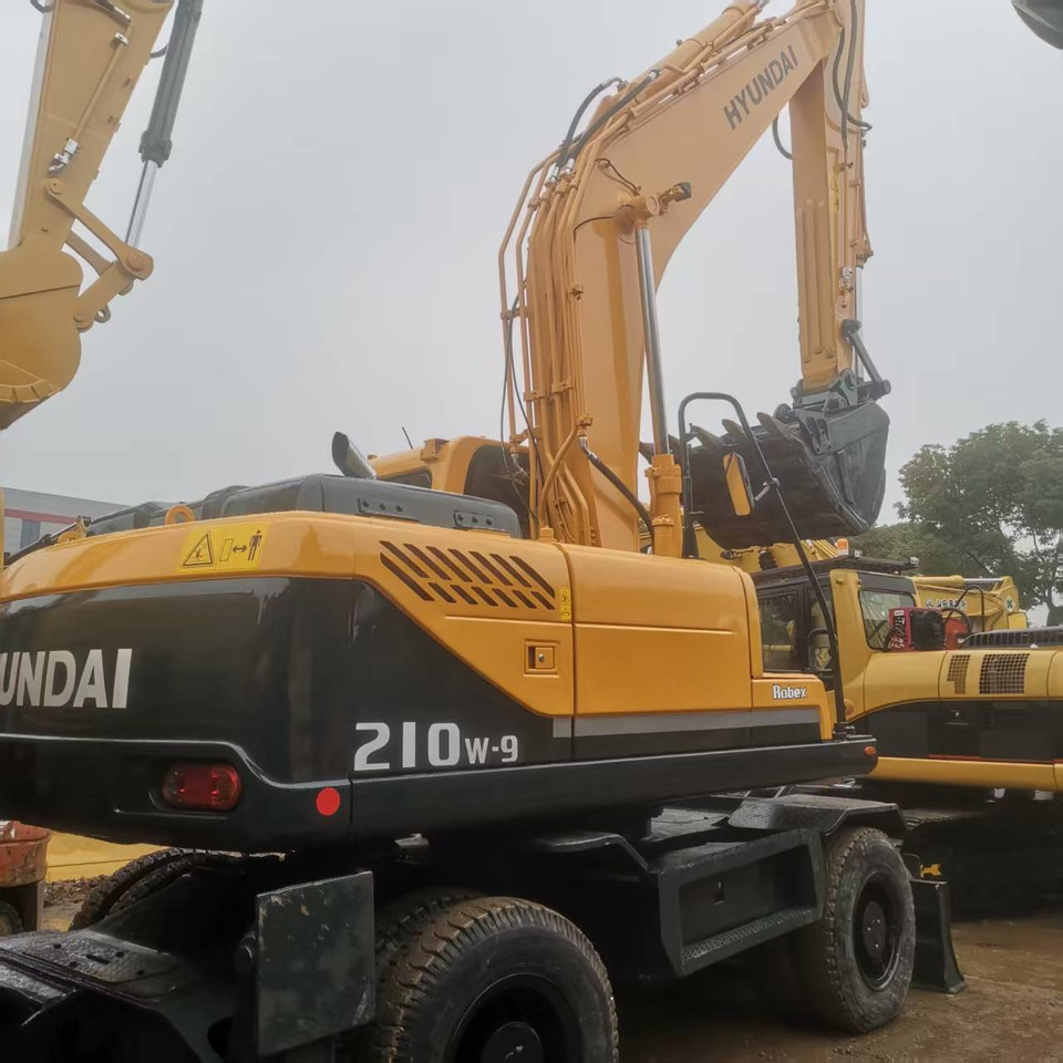 Hyundai R210W-9 - Hjulgravemaskine: billede 5 Hyundai R210W-9 - Hjulgravemaskine: billede 5