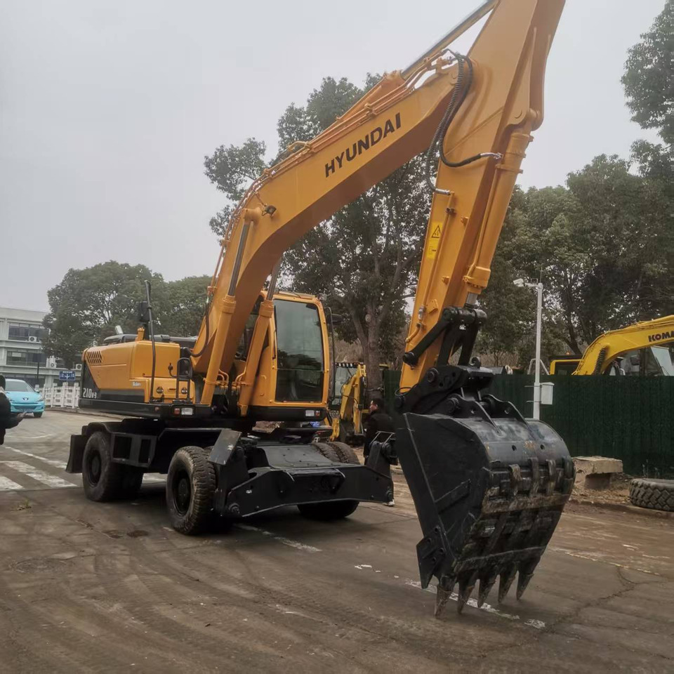 Hyundai R210W-9 - Hjulgravemaskine: billede 3 Hyundai R210W-9 - Hjulgravemaskine: billede 3