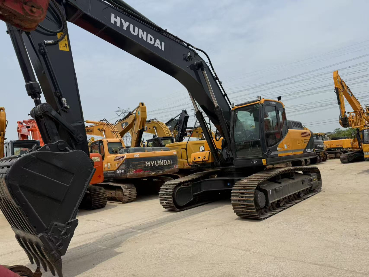 Hyundai R330LC-9S - Bæltegravemaskine: billede 2 Hyundai R330LC-9S - Bæltegravemaskine: billede 2