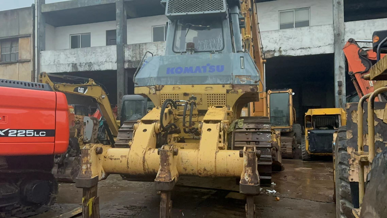 KOMATSU D85 - Bulldozer: billede 2 KOMATSU D85 - Bulldozer: billede 2