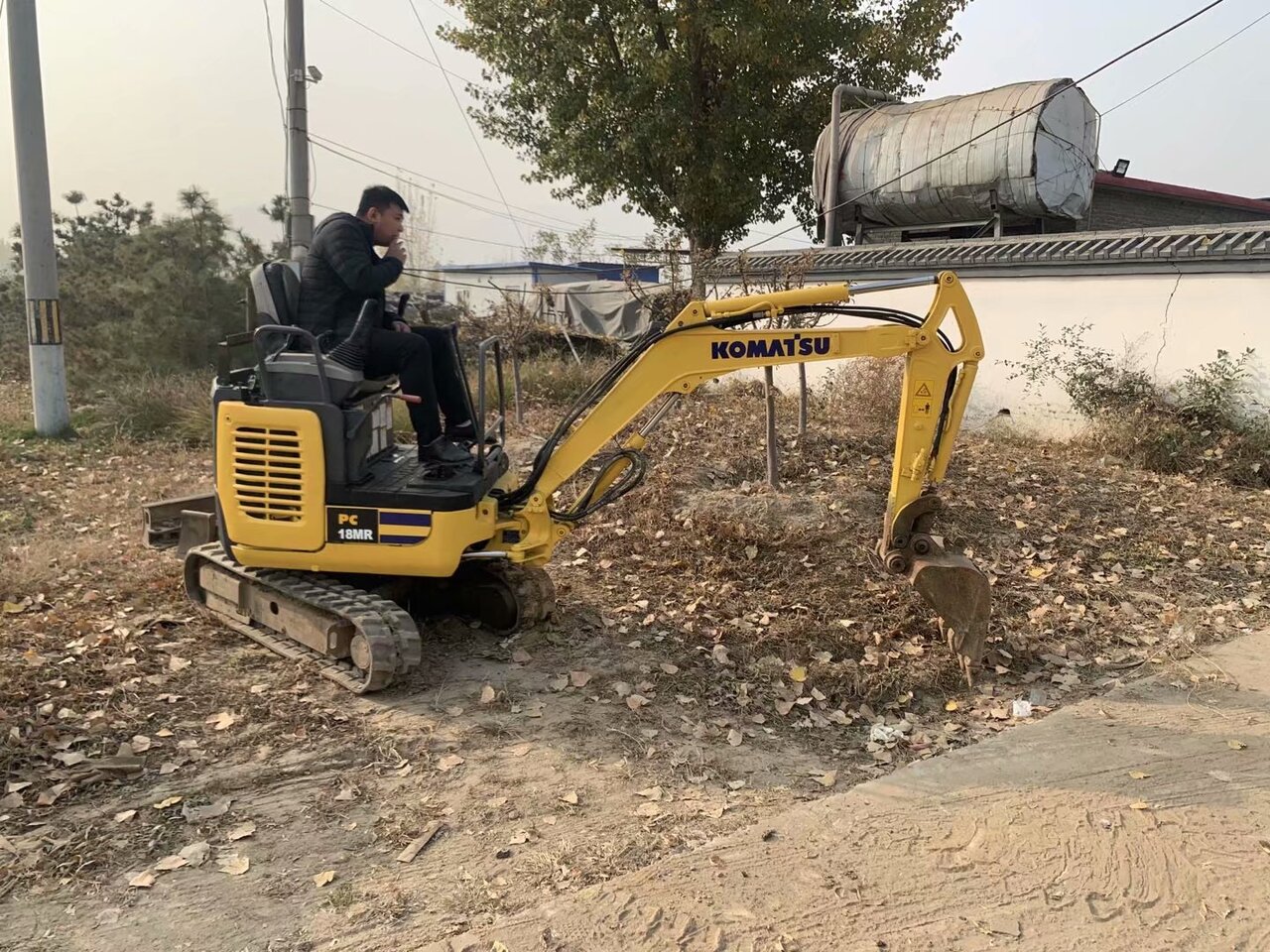 KOMATSU PC18MR - Bæltegravemaskine: billede 2 KOMATSU PC18MR - Bæltegravemaskine: billede 2