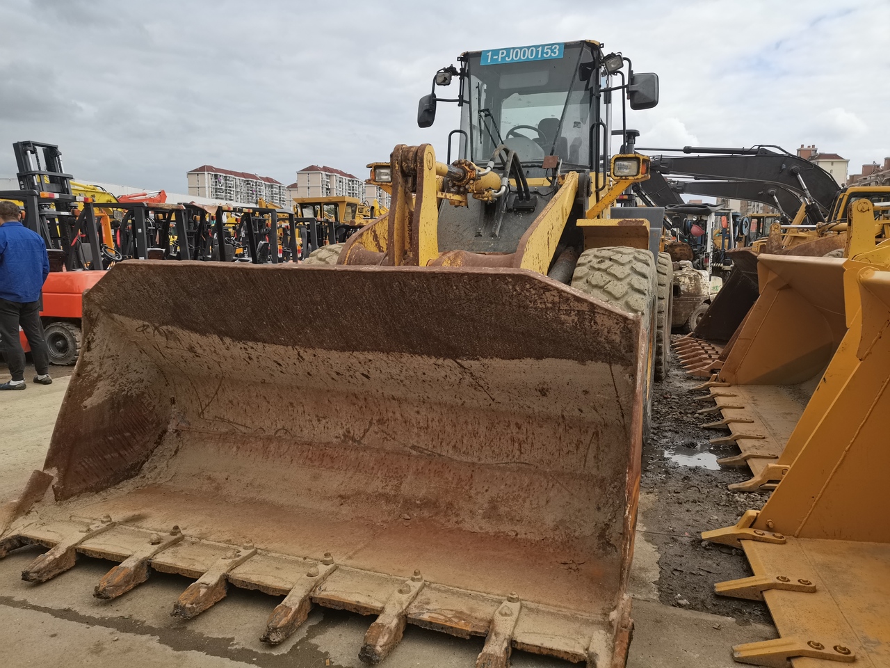 KOMATSU WA320-5 - Gummihjulslæsser: billede 2 KOMATSU WA320-5 - Gummihjulslæsser: billede 2