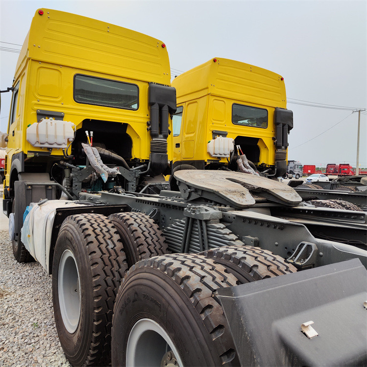 HOWO HOWO 6x4 371 tractor - Trækker: billede 2 HOWO HOWO 6x4 371 tractor - Trækker: billede 2