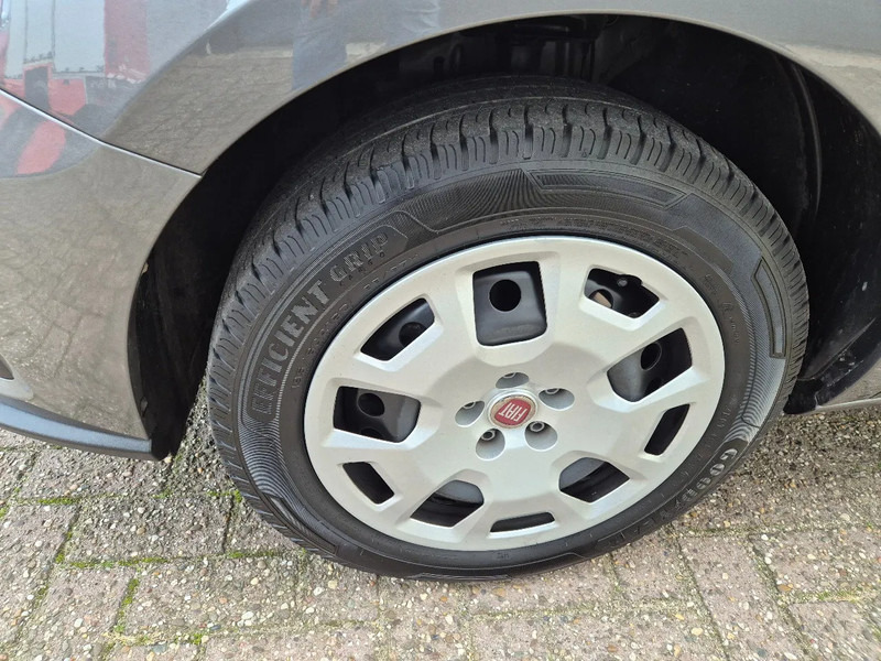 Små varebil Fiat Doblò maxi L2/ 1.6 D/ Airco/ Navi/ PDC: billede 16