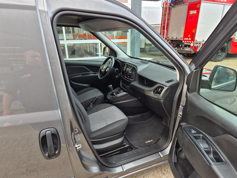 Små varebil Fiat Doblò maxi L2/ 1.6 D/ Airco/ Navi/ PDC: billede 9