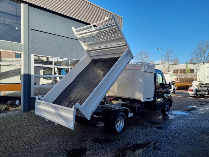 Iveco Daily 35C18 3.0D Kipper Hi-Matic Euro 6 GVW 3500 kg - Ladbil med tip: billede 2 Iveco Daily 35C18 3.0D Kipper Hi-Matic Euro 6 GVW 3500 kg - Ladbil med tip: billede 2