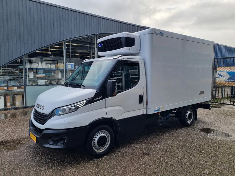 Iveco Daily 35S16 Hi-Matic Koelkoffer Carrier Xarios 5 ST 380V +20C/-20C Euro 6E - Kølebil: billede 4 Iveco Daily 35S16 Hi-Matic Koelkoffer Carrier Xarios 5 ST 380V +20C/-20C Euro 6E - Kølebil: billede 4