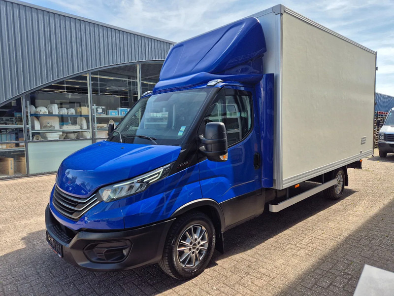 Iveco Daily 35S18 3.0D Koffer/ Xenon/ Airco - Varebil med kasse: billede 5 Iveco Daily 35S18 3.0D Koffer/ Xenon/ Airco - Varebil med kasse: billede 5