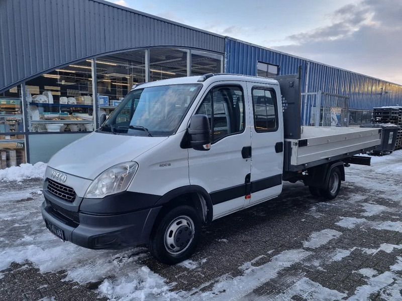 Iveco Daily 40C15 3.0D Open laadbak DC 7 pers GVW 3500 KG - Ladbil, Mandskabsbil: billede 4 Iveco Daily 40C15 3.0D Open laadbak DC 7 pers GVW 3500 KG - Ladbil, Mandskabsbil: billede 4