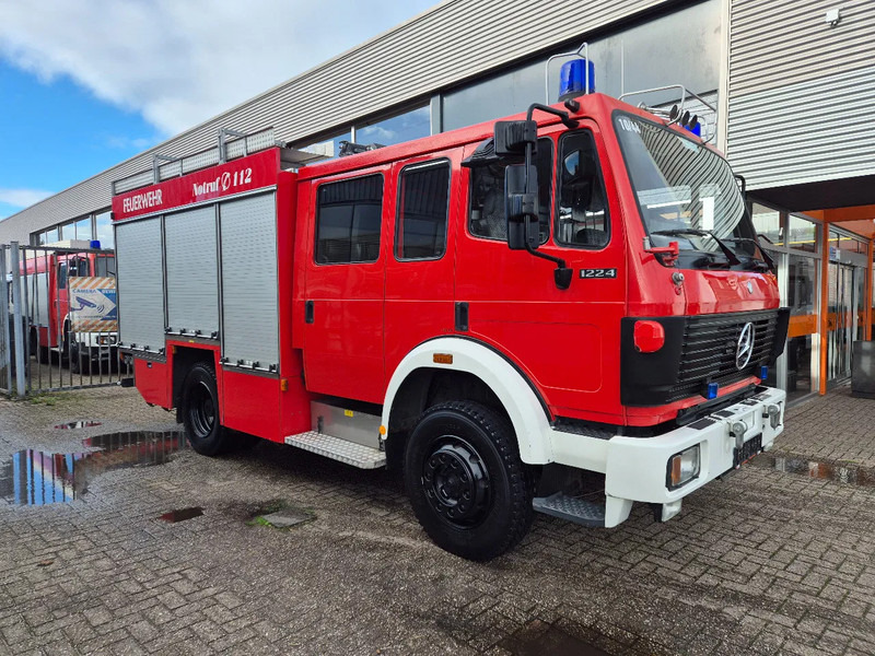 Mercedes-Benz SK 1224 4x4 FIRETRUCK/ FEUERWEHR/ 2400L TANK/ EXPEDITION - Brandbil: billede 1 Mercedes-Benz SK 1224 4x4 FIRETRUCK/ FEUERWEHR/ 2400L TANK/ EXPEDITION - Brandbil: billede 1