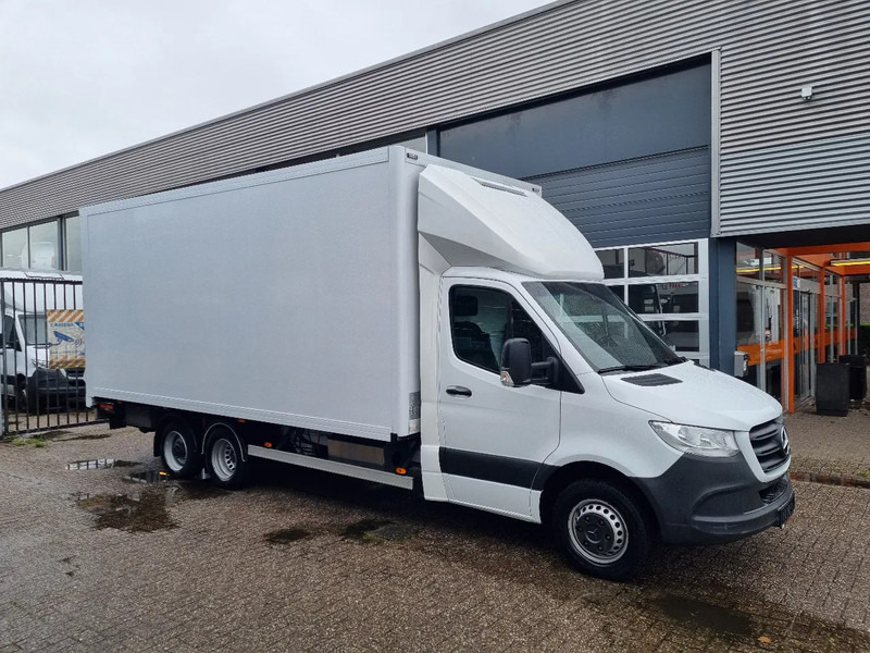 Mercedes-Benz Sprinter 516 CDI BE Clixtar/ Webasto/ 27 KUB/ Nutzlast 3.3T/ 73691 - Varebil med kasse: billede 1 Mercedes-Benz Sprinter 516 CDI BE Clixtar/ Webasto/ 27 KUB/ Nutzlast 3.3T/ 73691 - Varebil med kasse: billede 1