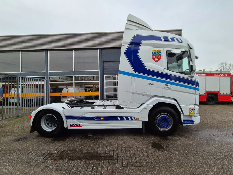 DAF XG 530/ (1) 2022/ Retarder/ LED/ Park Airco/ Navi/ Full option - Trækker: billede 2 DAF XG 530/ (1) 2022/ Retarder/ LED/ Park Airco/ Navi/ Full option - Trækker: billede 2