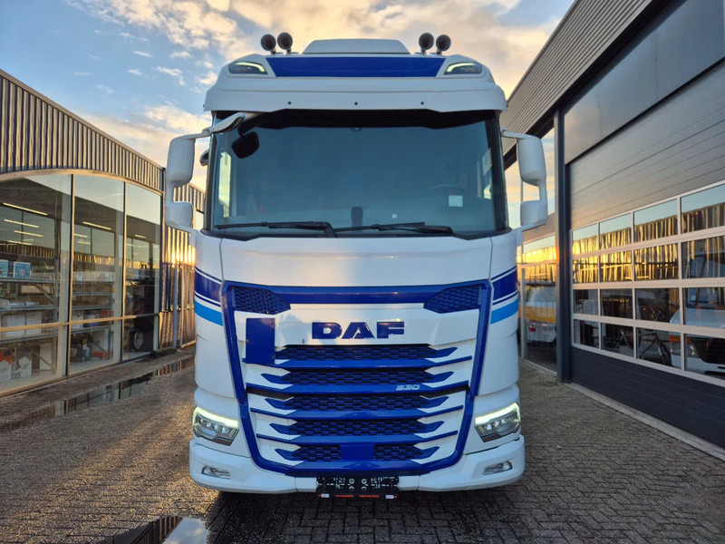 DAF XG 530/ 2022/ Retarder/ LED/ Park Airco/ Navi/ Full option - Trækker: billede 4 DAF XG 530/ 2022/ Retarder/ LED/ Park Airco/ Navi/ Full option - Trækker: billede 4