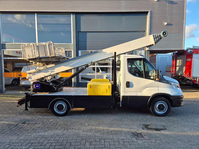 Iveco Daily 35S14/ Ladderlift 26m/ Leiterlift / Umzugslift/ Mobellift - Varebil: billede 4 Iveco Daily 35S14/ Ladderlift 26m/ Leiterlift / Umzugslift/ Mobellift - Varebil: billede 4