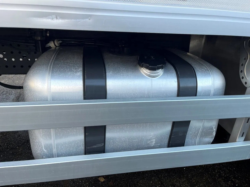 Kølevogn lastbil Mercedes-Benz Antos CARRIER FRIGO !! LOW KM !!: billede 16