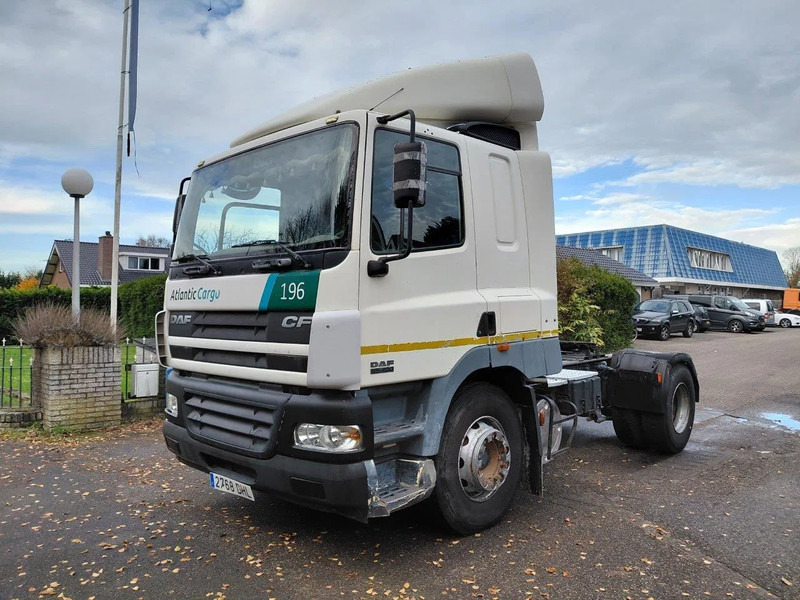 DAF CF 85.430 MANUAL ZF GEARBOX 4x2 Truckhead !! EURO 3 Engine !! - Trækker: billede 1 DAF CF 85.430 MANUAL ZF GEARBOX 4x2 Truckhead !! EURO 3 Engine !! - Trækker: billede 1